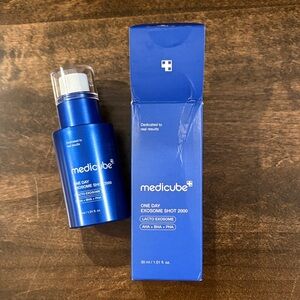 NIB Viral Medicube One Day Exosome Shot 2000